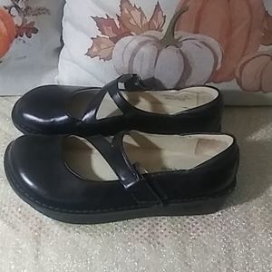 Alegeria Women Size 38  Black